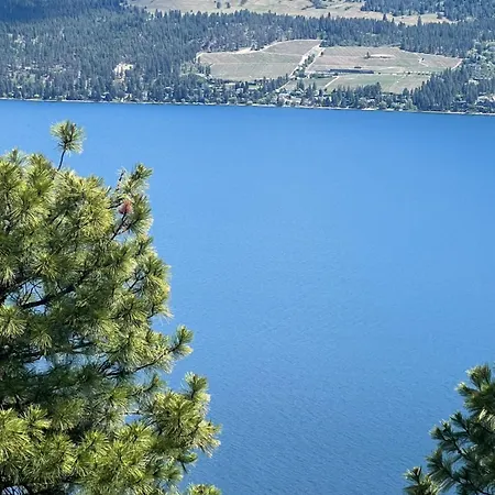 La Casa Lakeside Resort - Amazing Panoramic View Lakeside House With Pools, Hot Tubs & More!-3
